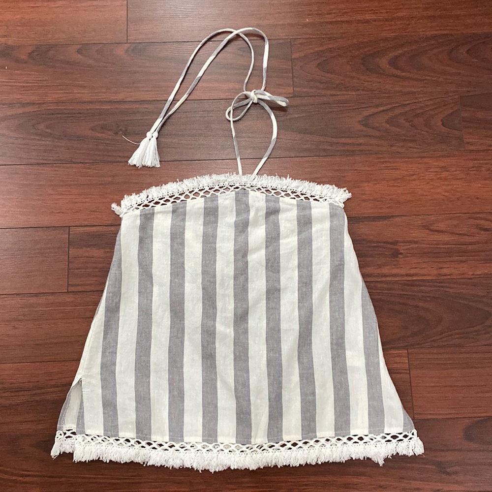 Olivaceous linen top